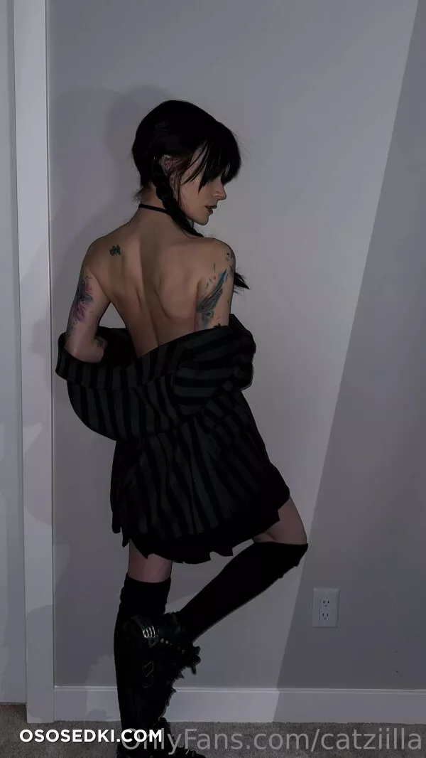 Catziilla - Wednesday Addams - Photo 8