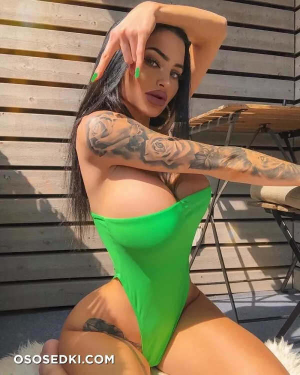 Celine Centino - Photo 4