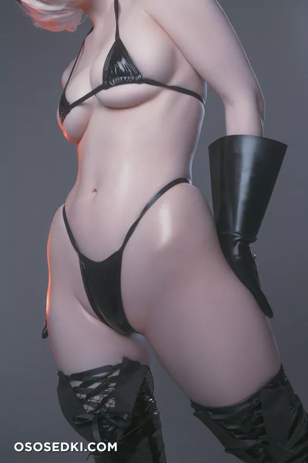 Michi Kyunn - Officer 2B - Photo 4