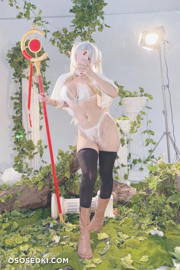 Umeko J - Frieren - Photo 3