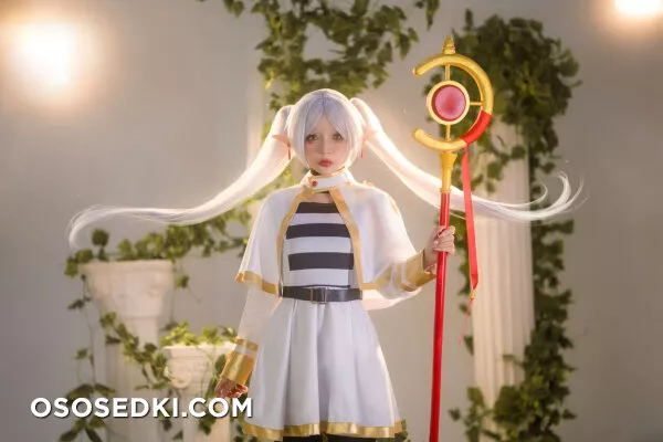 Umeko J - Frieren - Photo 13