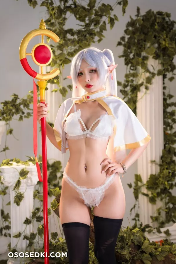 Umeko J - Frieren - Photo 32