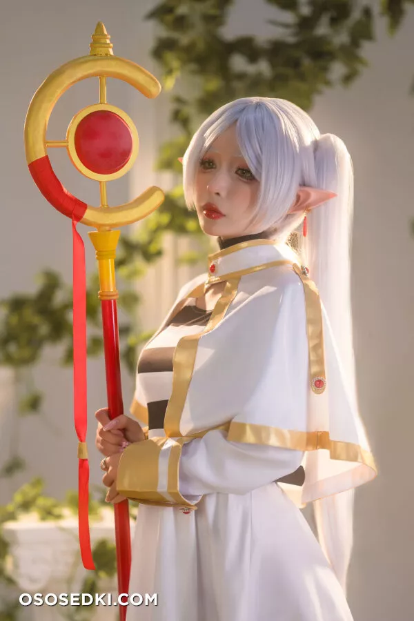 Umeko J - Frieren - Photo 35
