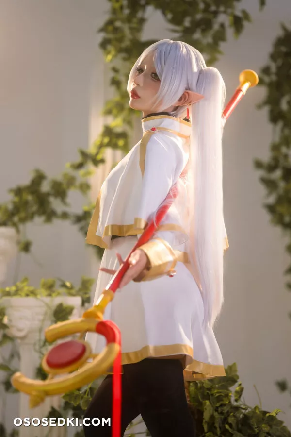 Umeko J - Frieren - Photo 79