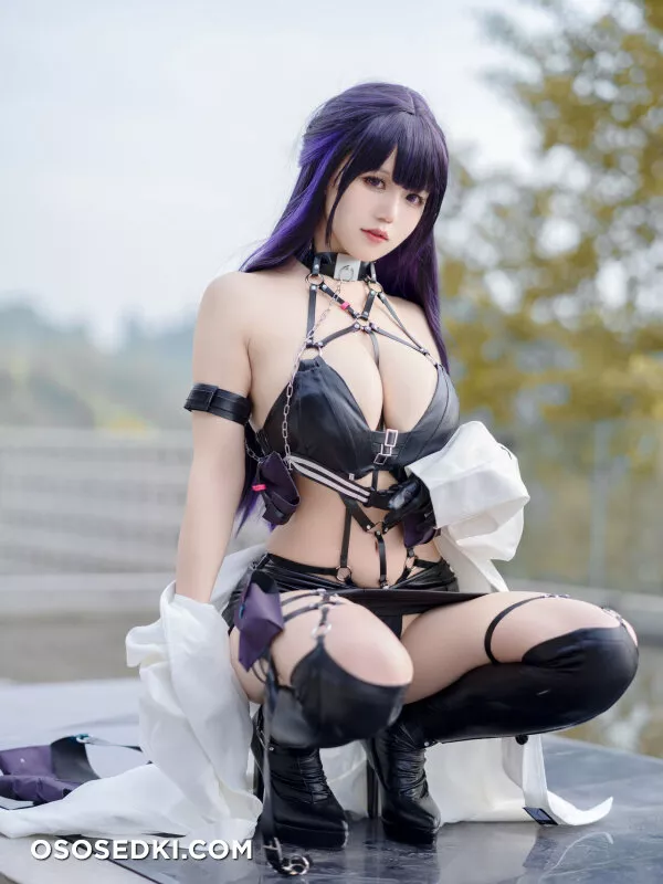 小仓千代w 米哈拉 nikke - Photo 1