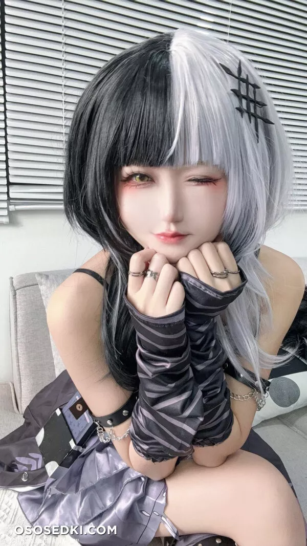 KuukoW - Shiori Novella (Hololive) - Photo 1