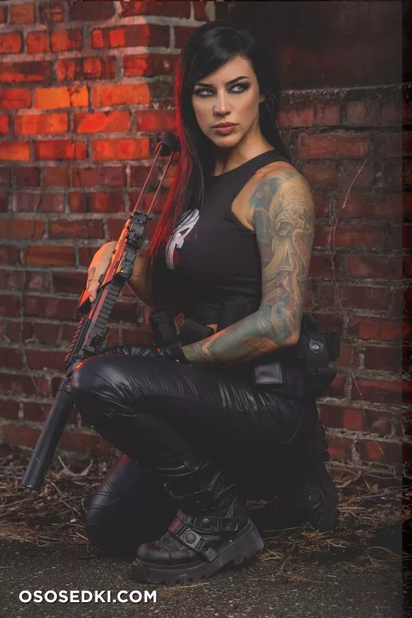 Alex Zedra - Punisher - Photo 11