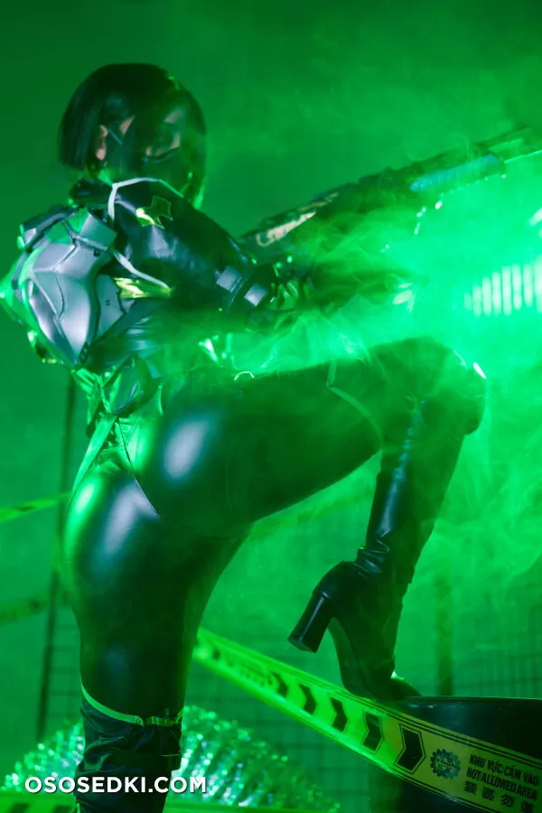 Umeko J - Viper - Photo 2