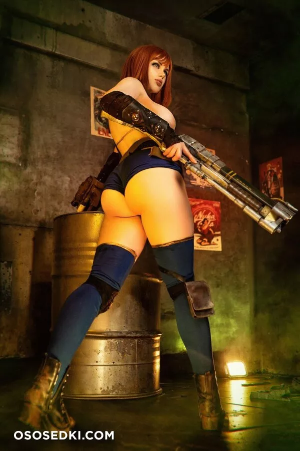Alice Cosplay - Vault Girl (Fallout) - Photo 6