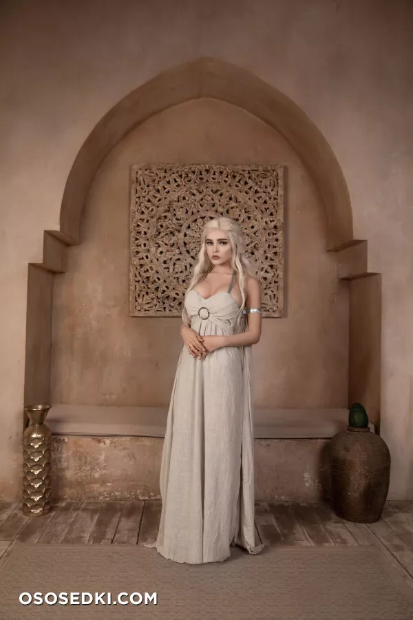 Kalinka Fox - Daenerys (Game of Thrones) - Photo 9