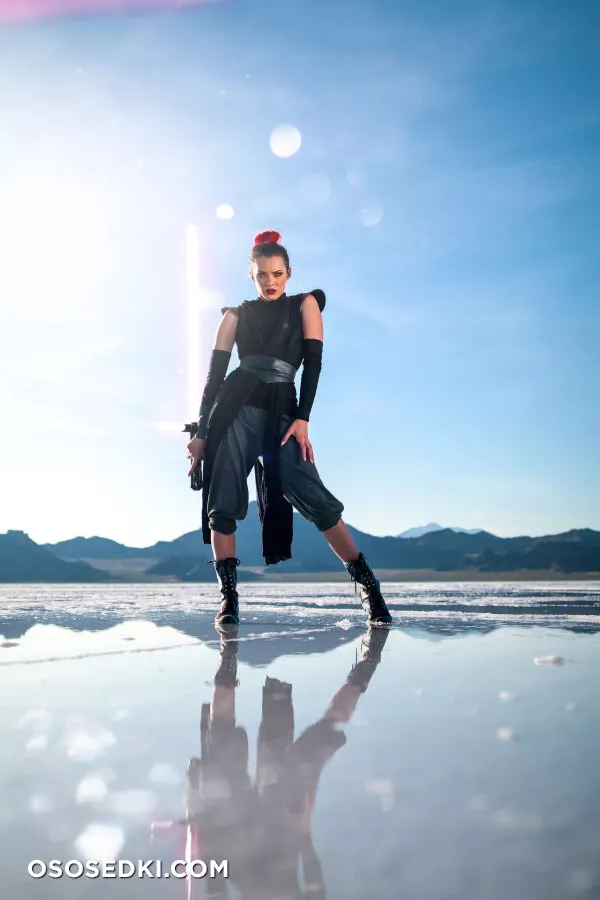 Joanie Brosas - Rey - Star Wars - Photo 1