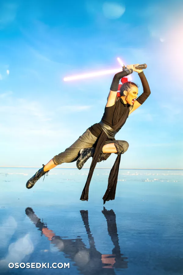 Joanie Brosas - Rey - Star Wars - Photo 2