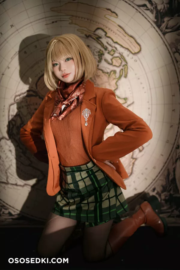 Cosplay ZinieQ Ashley Resident Evil 4 - Photo 31