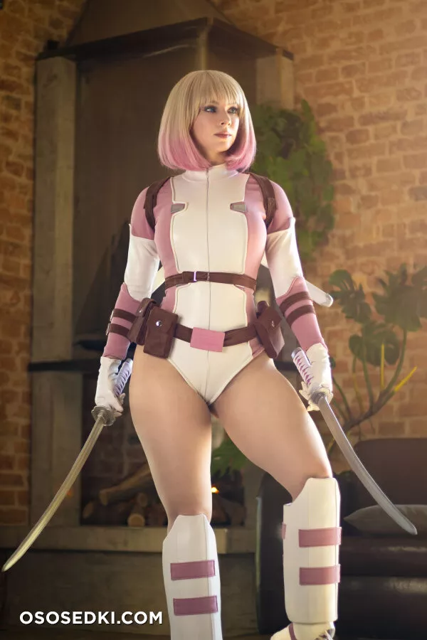 Enji Night - Gwenpool - Deadpool - Photo 1