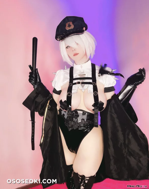Mad Roxy - 2B Officer - Photo 3