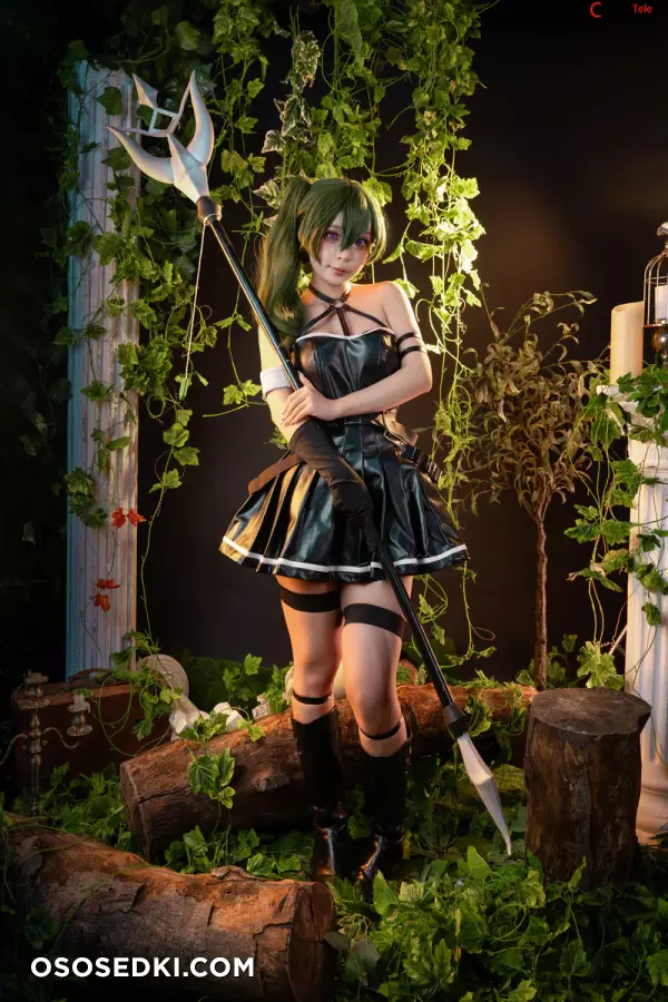 Umeko J cosplay Ubel - Sousou no Frieren - Photo 1