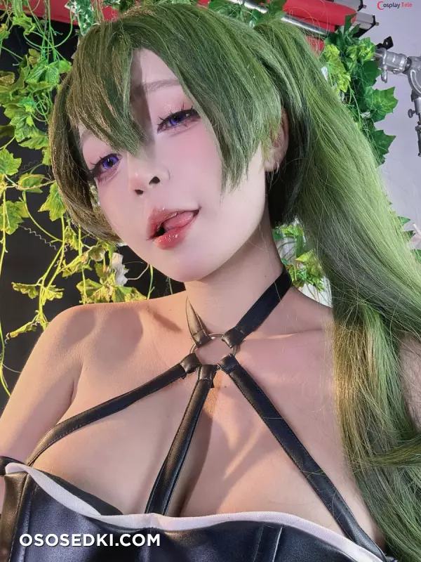 Umeko J cosplay Ubel - Sousou no Frieren - Photo 96