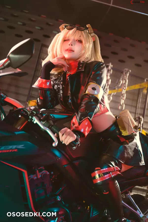 Umeko J cosplay Burnice White - Zenless Zone Zero - Photo 3