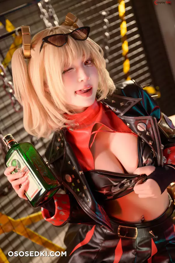 Umeko J cosplay Burnice White - Zenless Zone Zero - Photo 7