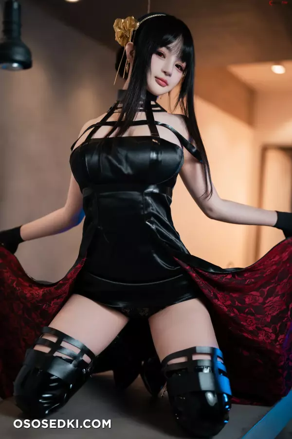 Sakurai Ningning-(桜井宁宁) cosplay Yor Forger - Spy x Family - Photo 15