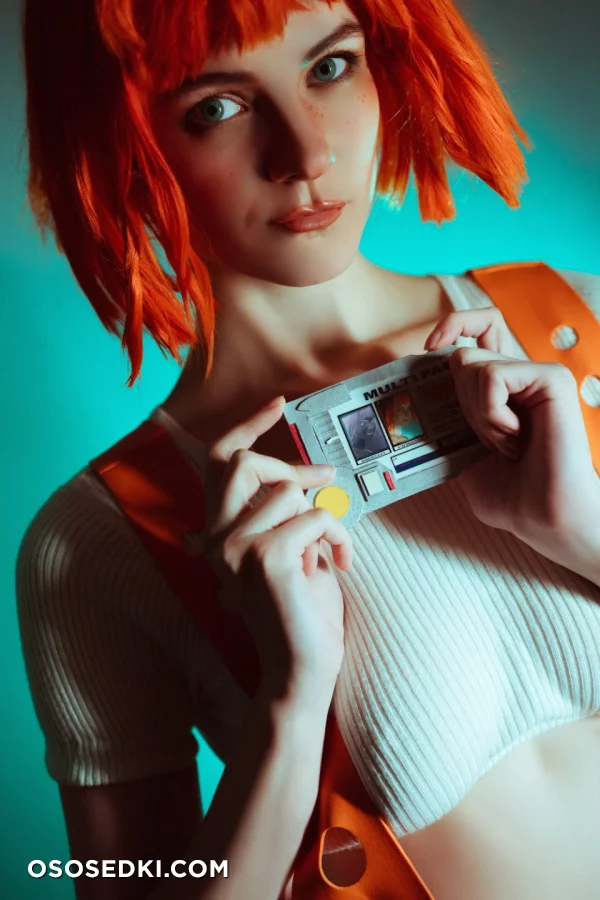 Shaeunderscore - Leeloo Minai Lekatariba-lamina-tchai Ekbat De Sebat - The Fifth Element - Photo 12