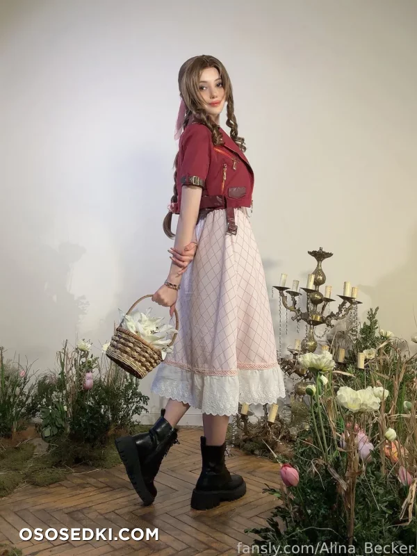 Alina Becker - Aerith Gainsborough - Final Fantasy Vii - Photo 5