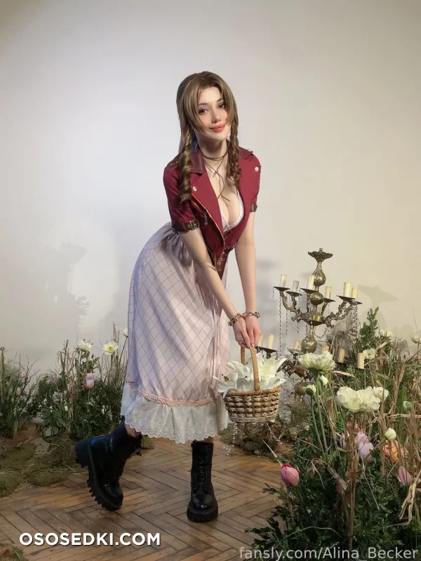 Alina Becker - Aerith Gainsborough - Final Fantasy Vii - Photo 6