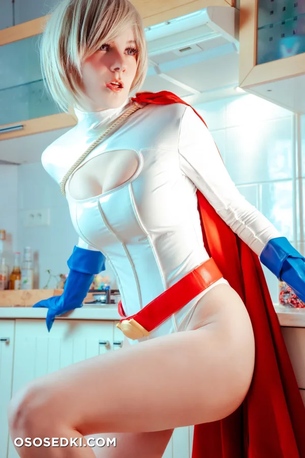 Shaeunderscore - Power Girl - Photo 1
