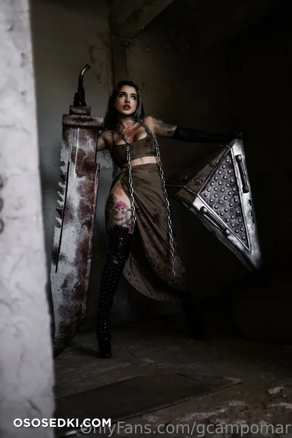 Giovanna Campomar - Pyramid Head - Silent Hill - Photo 29