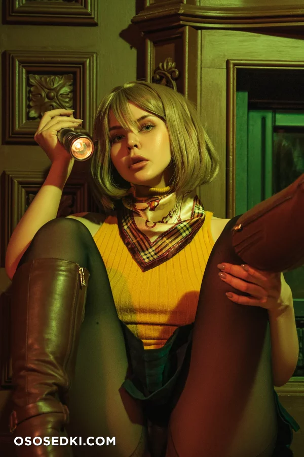 Julia Shuenkova  Asami Gate - Ashley Graham - Resident Evil  Biohazard - Photo 17