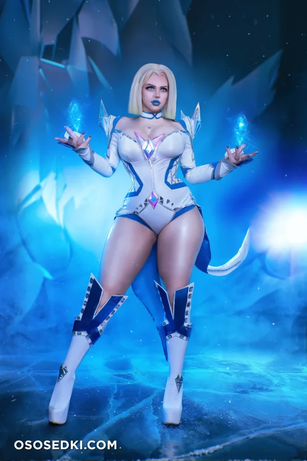 Alice Cosplay  Your Personal Succubus - Emma Frost - X-men - Photo 22