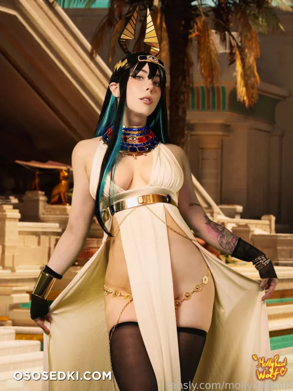 Molly Red Wolf - Anubis - Photo 1