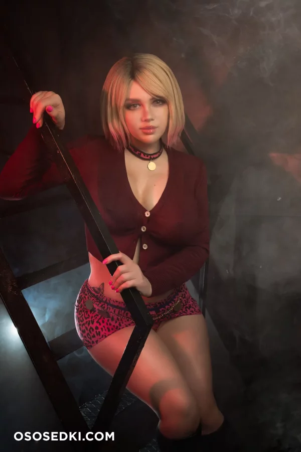 Alice Cosplay  Your Personal Succubus - Maria - Silent Hill - Photo 1