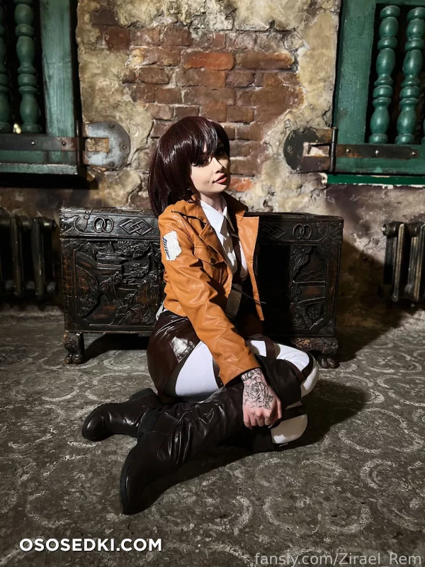 Zirael Rem - Sasha Blouse - Shingeki No Kyojin  Attack On Titan - Photo 5