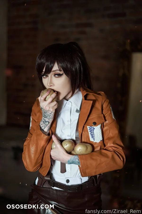 Zirael Rem - Sasha Blouse - Shingeki No Kyojin  Attack On Titan - Photo 12