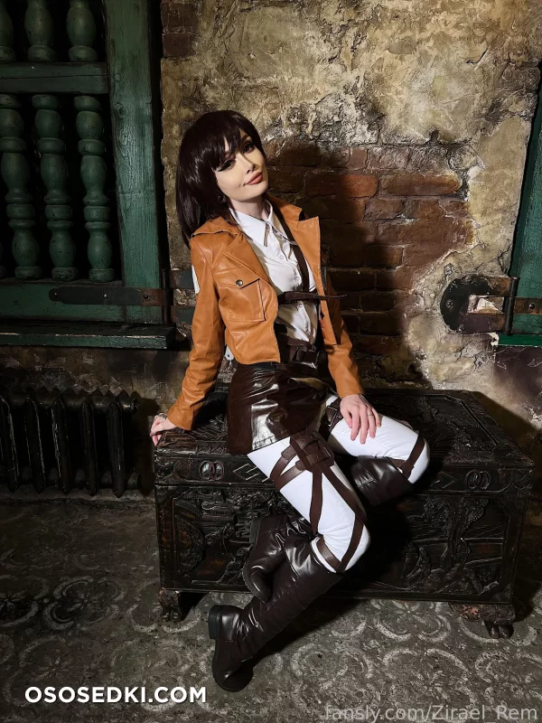 Zirael Rem - Sasha Blouse - Shingeki No Kyojin  Attack On Titan - Photo 28