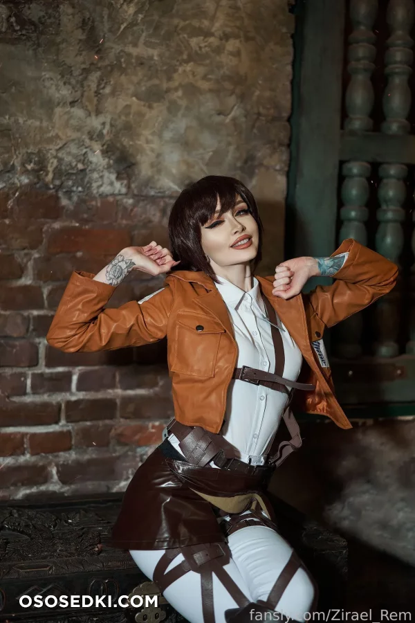 Zirael Rem - Sasha Blouse - Shingeki No Kyojin  Attack On Titan - Photo 31