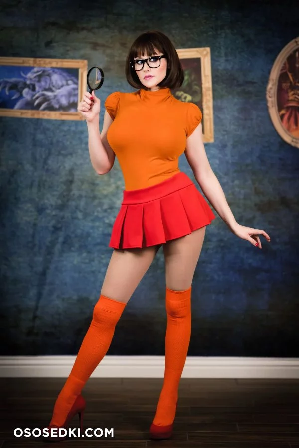 Angie Griffin - Velma Dinkley - Scooby-doo - Photo 1