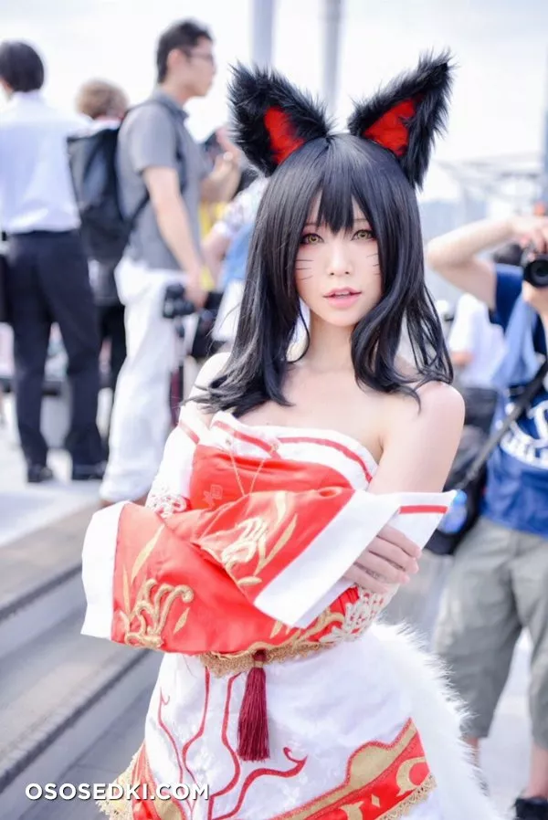 Ahri - Photo 1