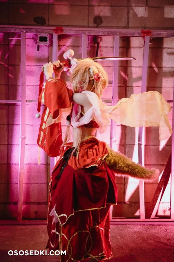 Suzuka Gozen mirinnebi - Photo 4