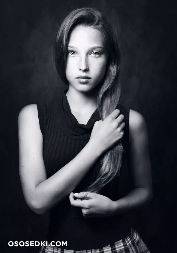 Tanya Lauren - Photo 1