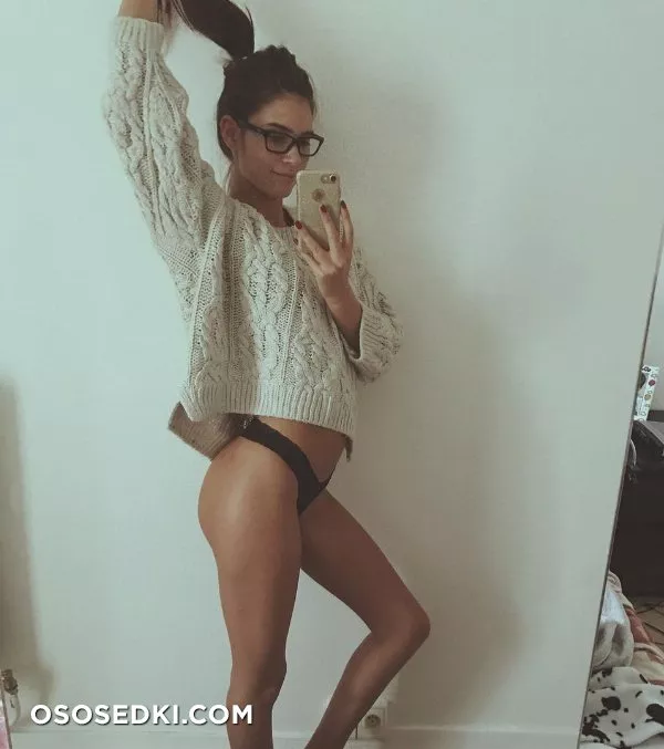 Angela Rei - Photo 608