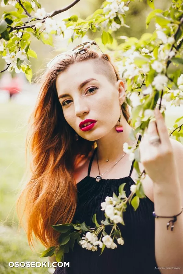 Лиса Бутторс - Photo 25