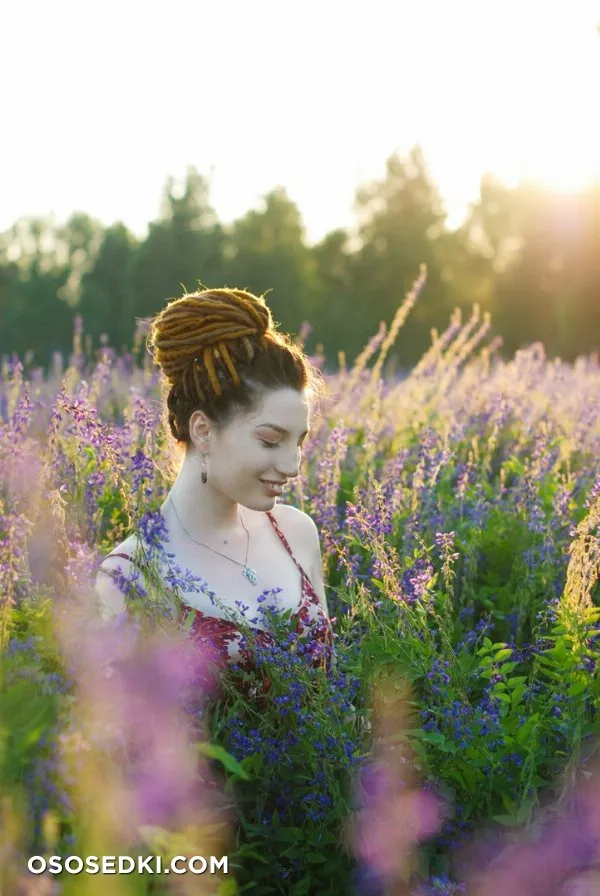 Лиса Бутторс - Photo 49