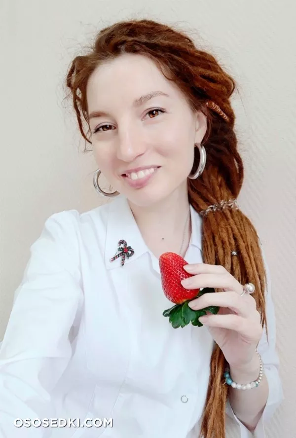 Лиса Бутторс - Photo 98