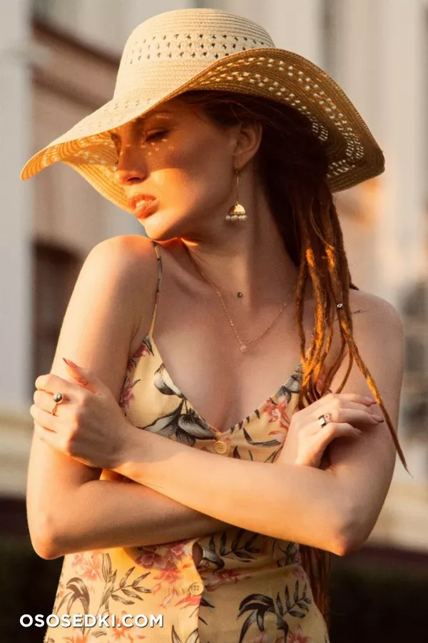 Лиса Бутторс - Photo 175