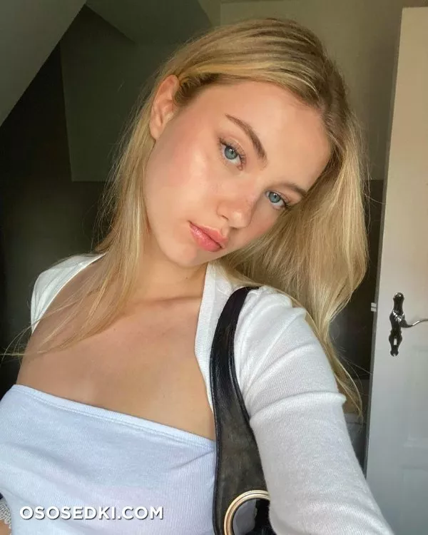 Anna Shr - Photo 21