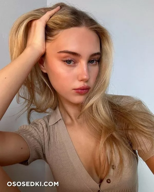 Anna Shr - Photo 27
