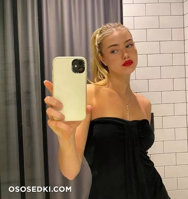 Anna Shr - Photo 32