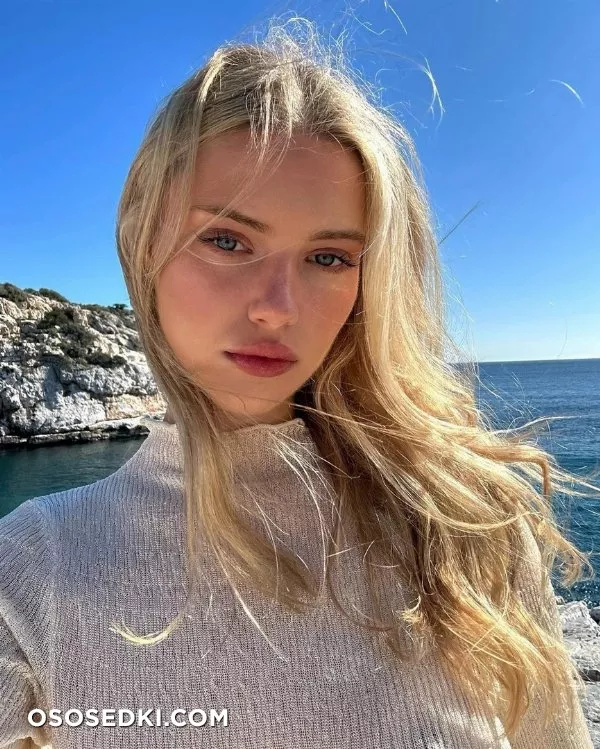 Anna Shr - Photo 34